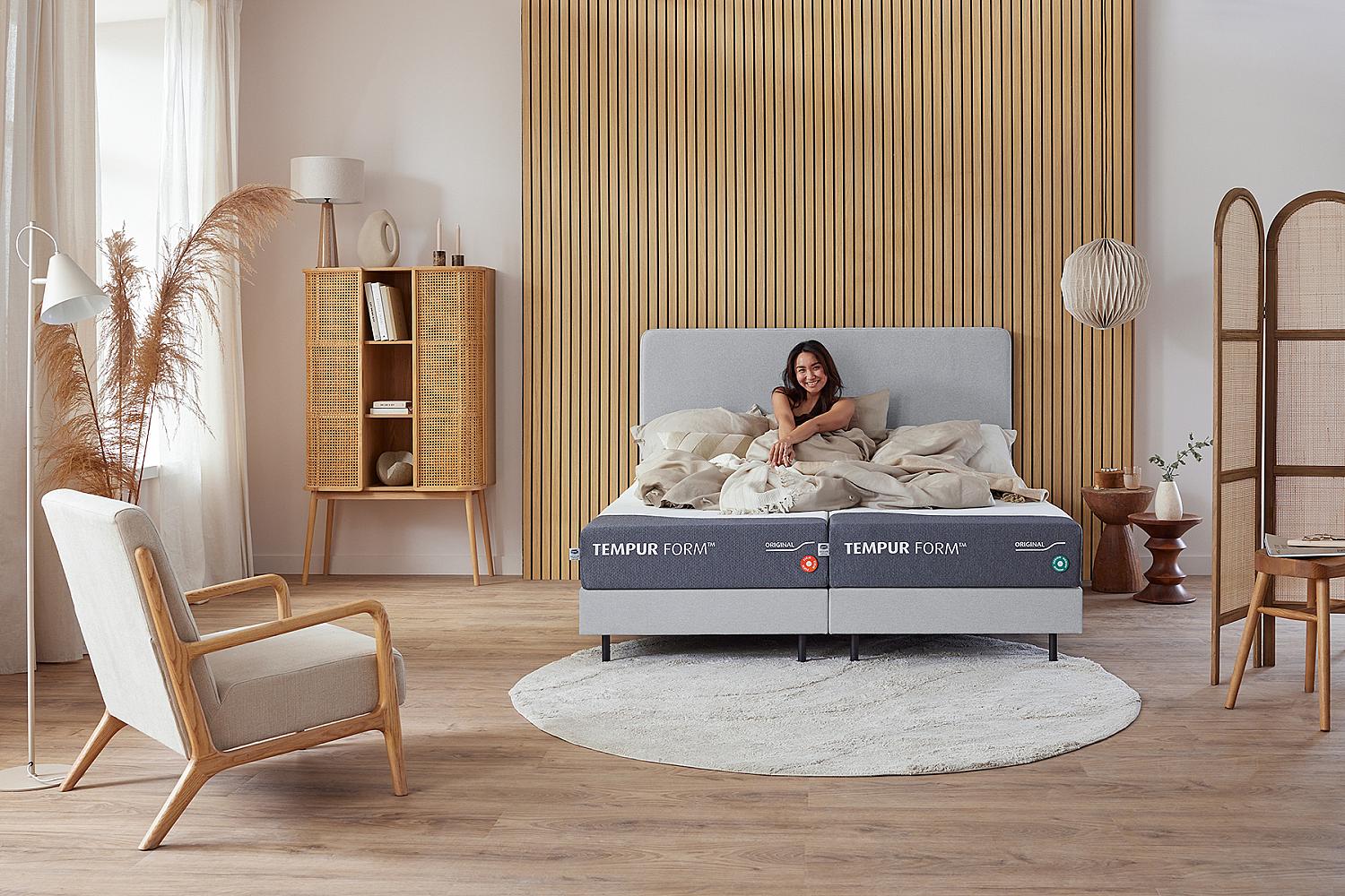 TEMPUR_Form™_boxspring_6_-_Light_Grey_Fabric